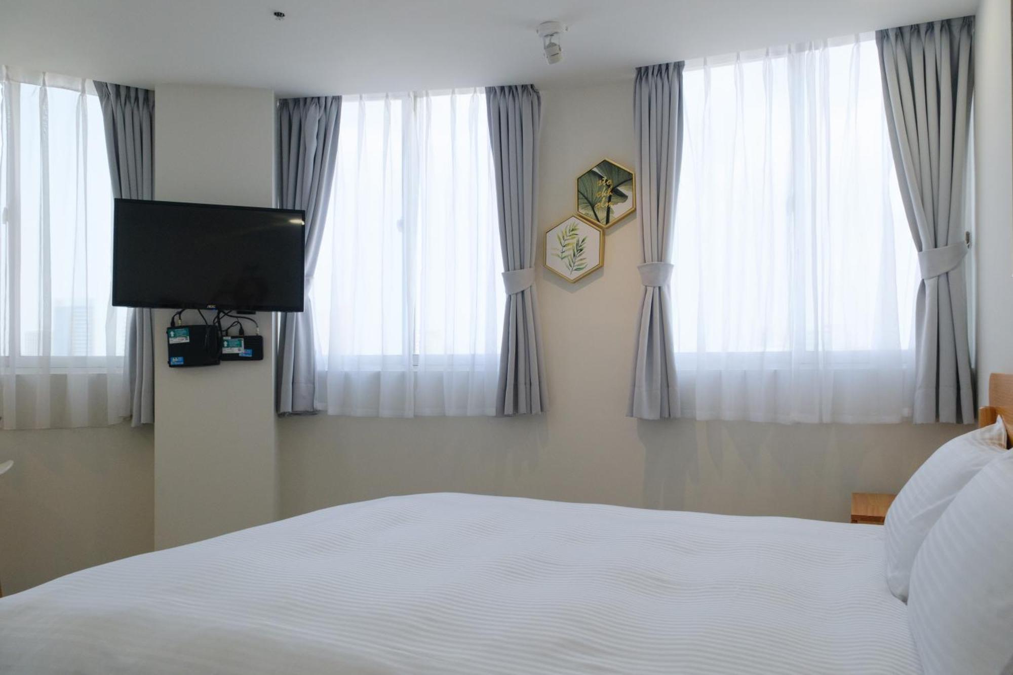 See U Apartment Tainan Exterior foto